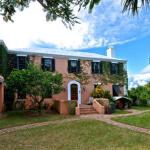 Michael Douglas and Catherine Zeta-Jones Bermuda Home