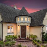 Candy Cane Lane Cottage in CA for sale will melt your heart