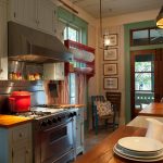 Coastal Cottage - Fish camp cottage has a beach style kitchen