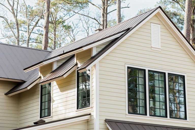 Charming Farmhouse Style HGTV Smart Home 2018