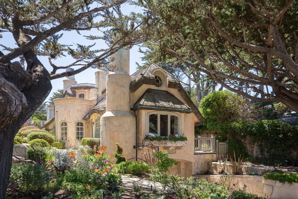 A Vintage Cottage In Carmel Full of History And Charm