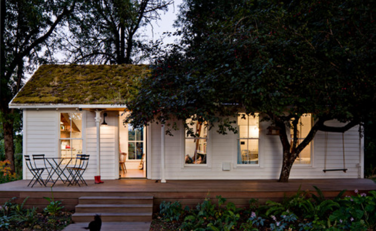 Tiny Farmhouse